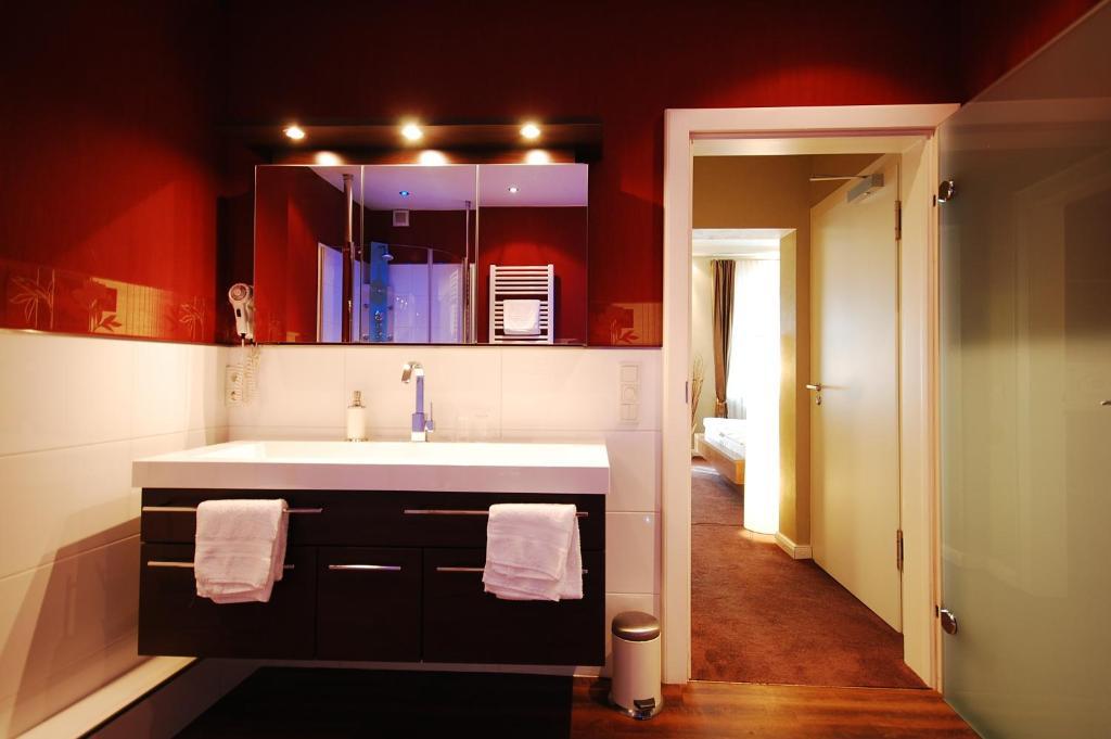Hotel Binz Bernkastel-Kues Habitación foto
